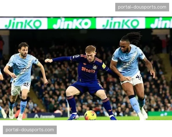 曼城主场2-1力克纽卡斯尔迎三连胜，距榜首阿森纳仅2分