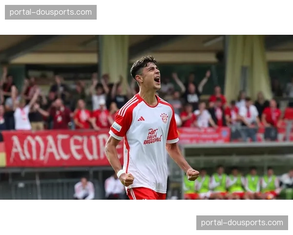 实时：帕夫洛维奇世界波，拜仁客场领先多特蒙德